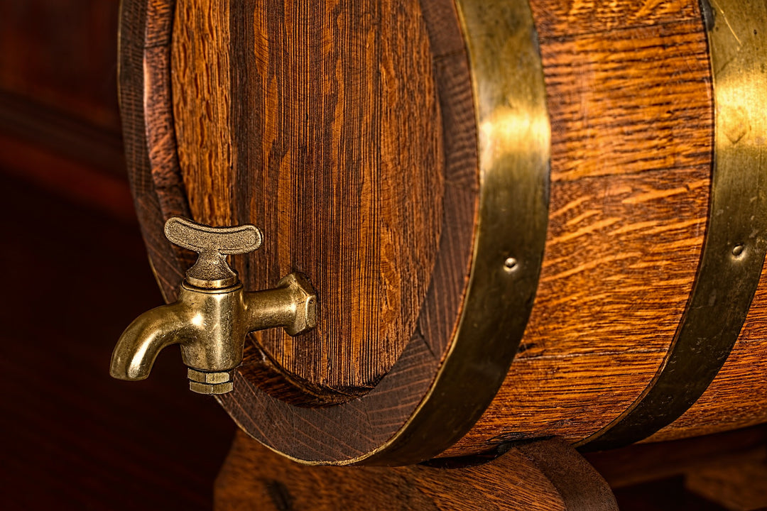 Der Einfluss von Fass-Typ und -Material auf den Geschmack von Rum