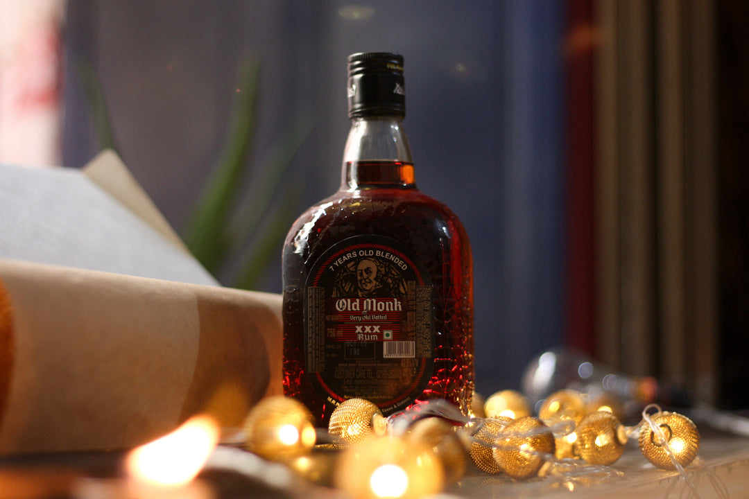 Die Legende lebt: Probiere den unvergleichlichen Old Monk Rum!