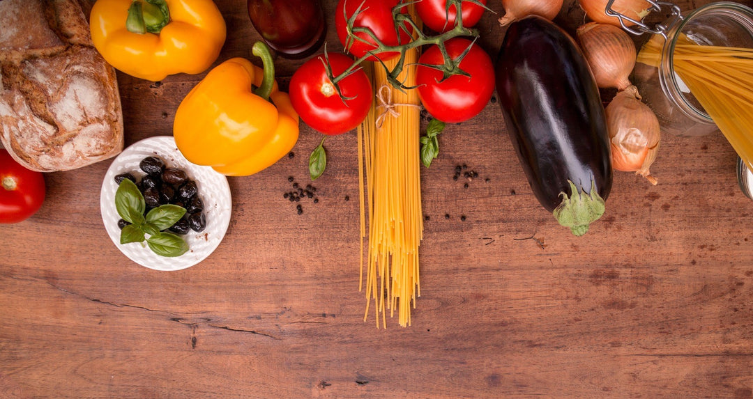Rum und Food Pairing: Wie man die Mahlzeiten mit dem richtigen Rum aufwertet