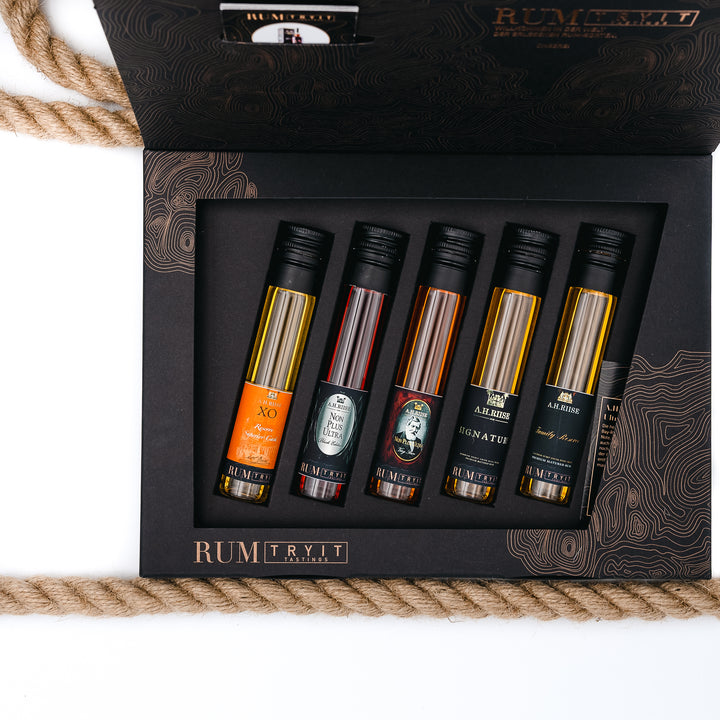 A.H. Riise Premium - 5 x 5cl Tastingset - A.H. Riise Premium - 5 x 5cl Tastingset - TRY IT! Tastings